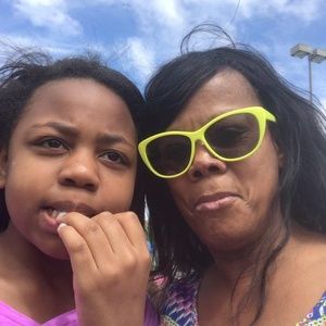 Meet your Posher, Gwendolyn